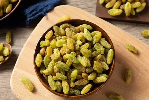 تصویر 2 از کشمش سبز ارگانیک بدون افزودنی شیمیایی